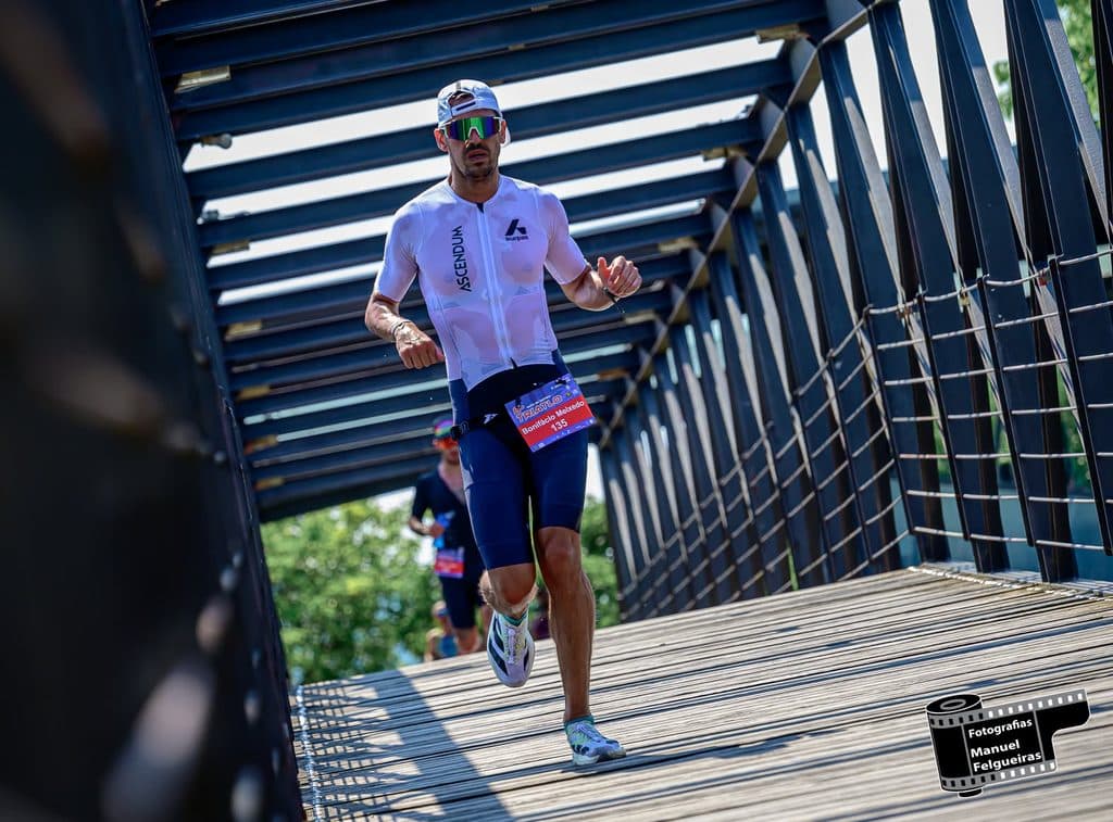 Atleta com o dorsal 135