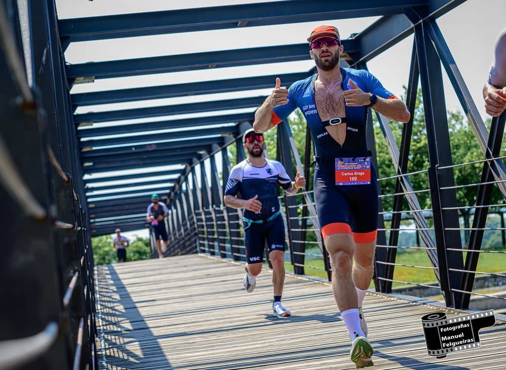 Atleta com o dorsal 169