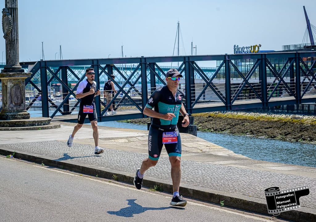 Atleta com o dorsal 266