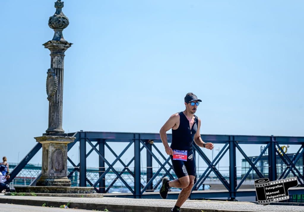 Atleta com o dorsal 141