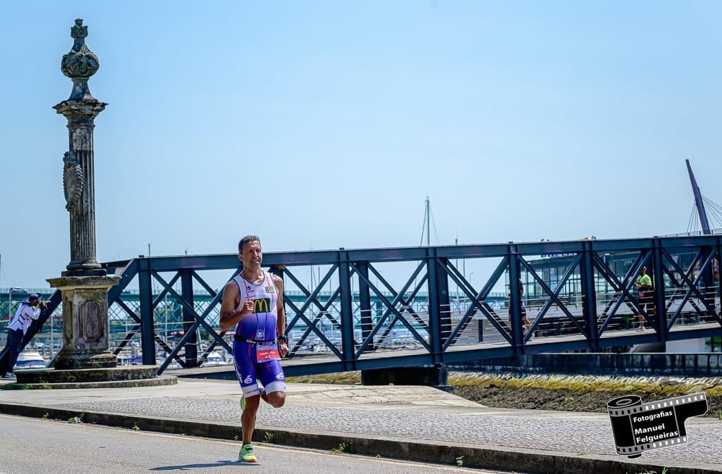 Atleta com o dorsal 477
