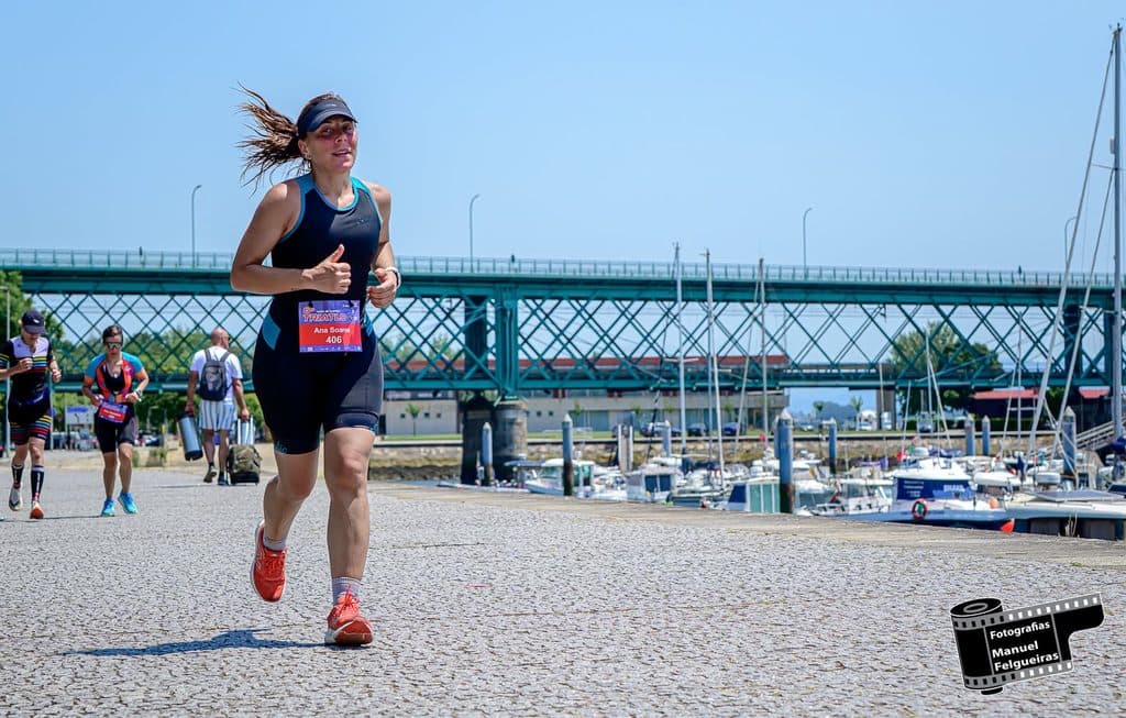 Atleta com o dorsal 406