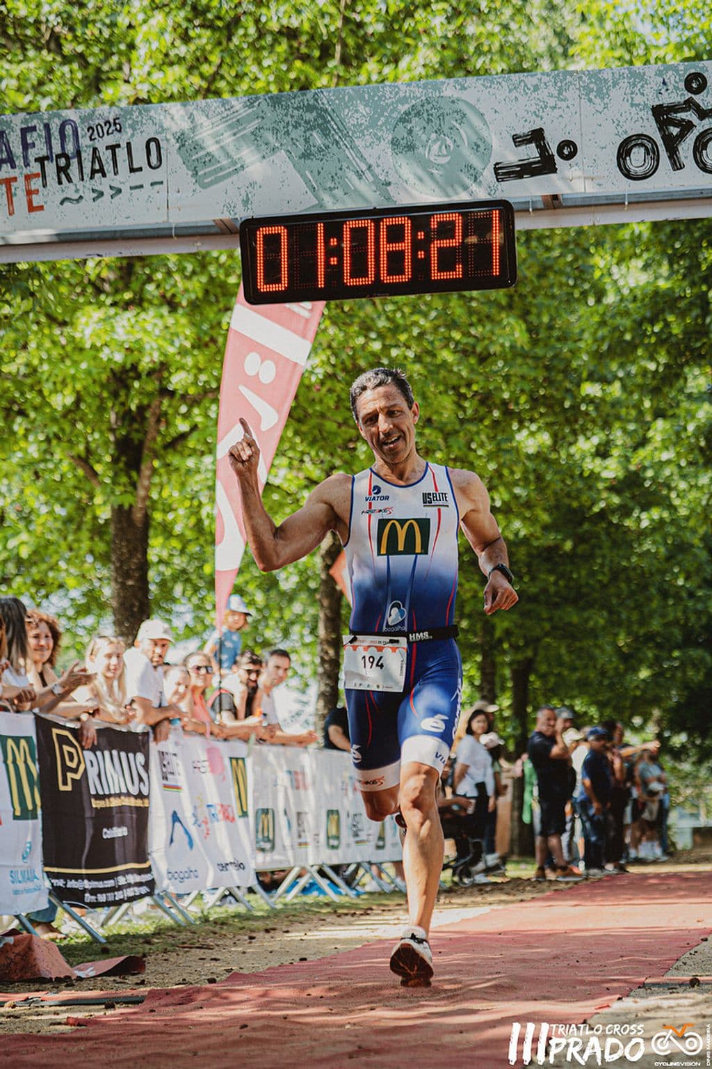 Atleta com o dorsal 194