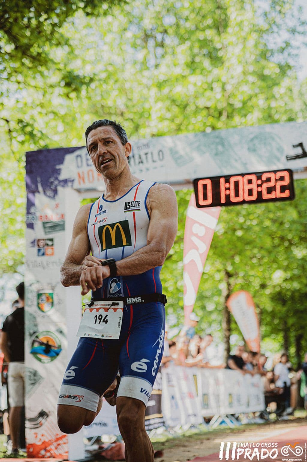 Atleta com o dorsal 194