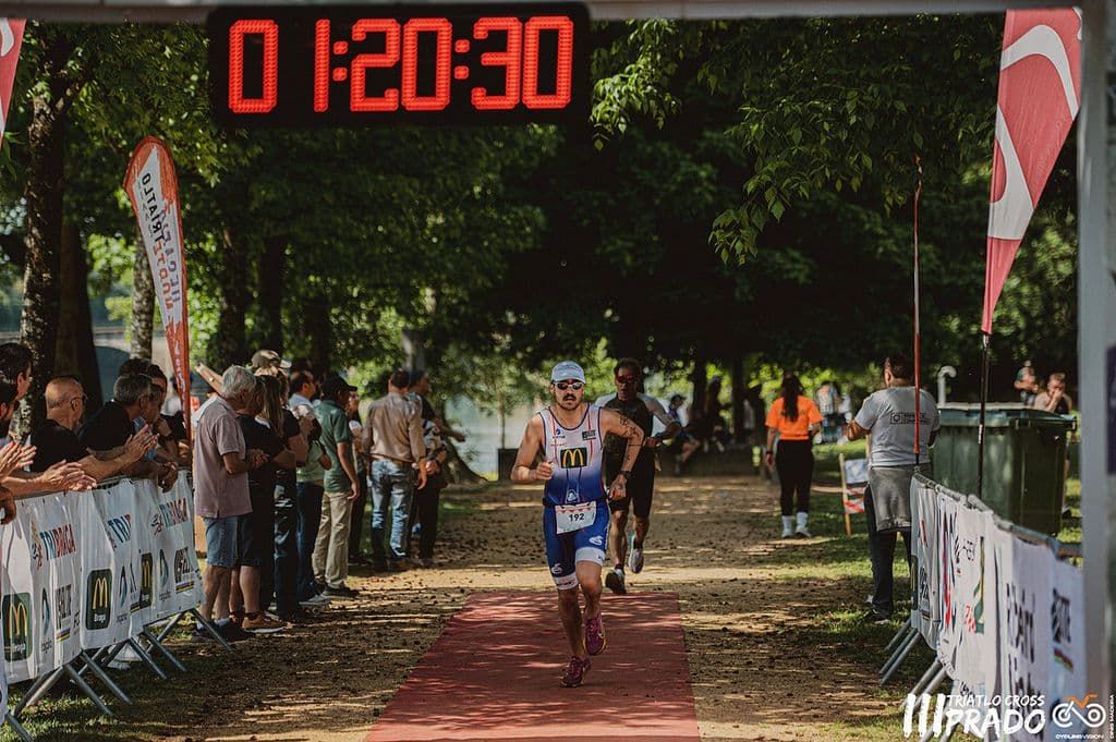 Atleta com o dorsal 192