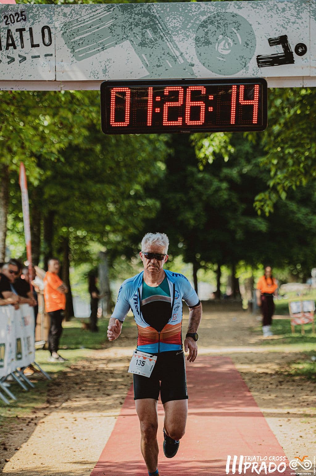 Atleta com o dorsal 135