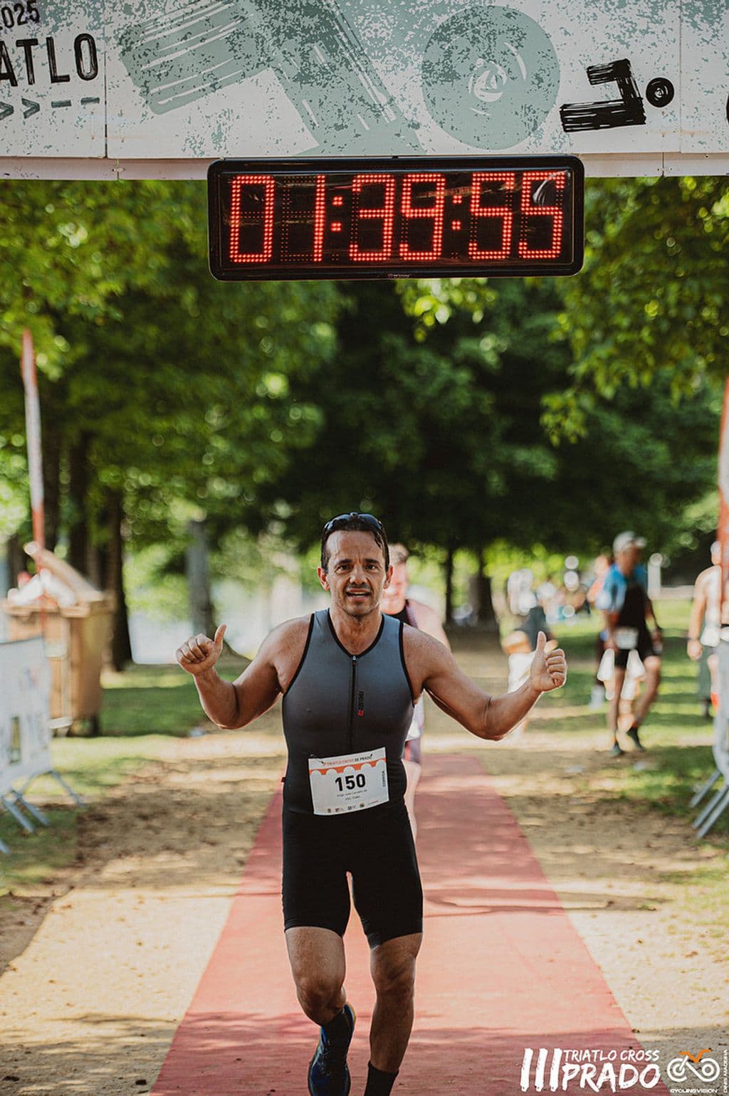 Atleta com o dorsal 150