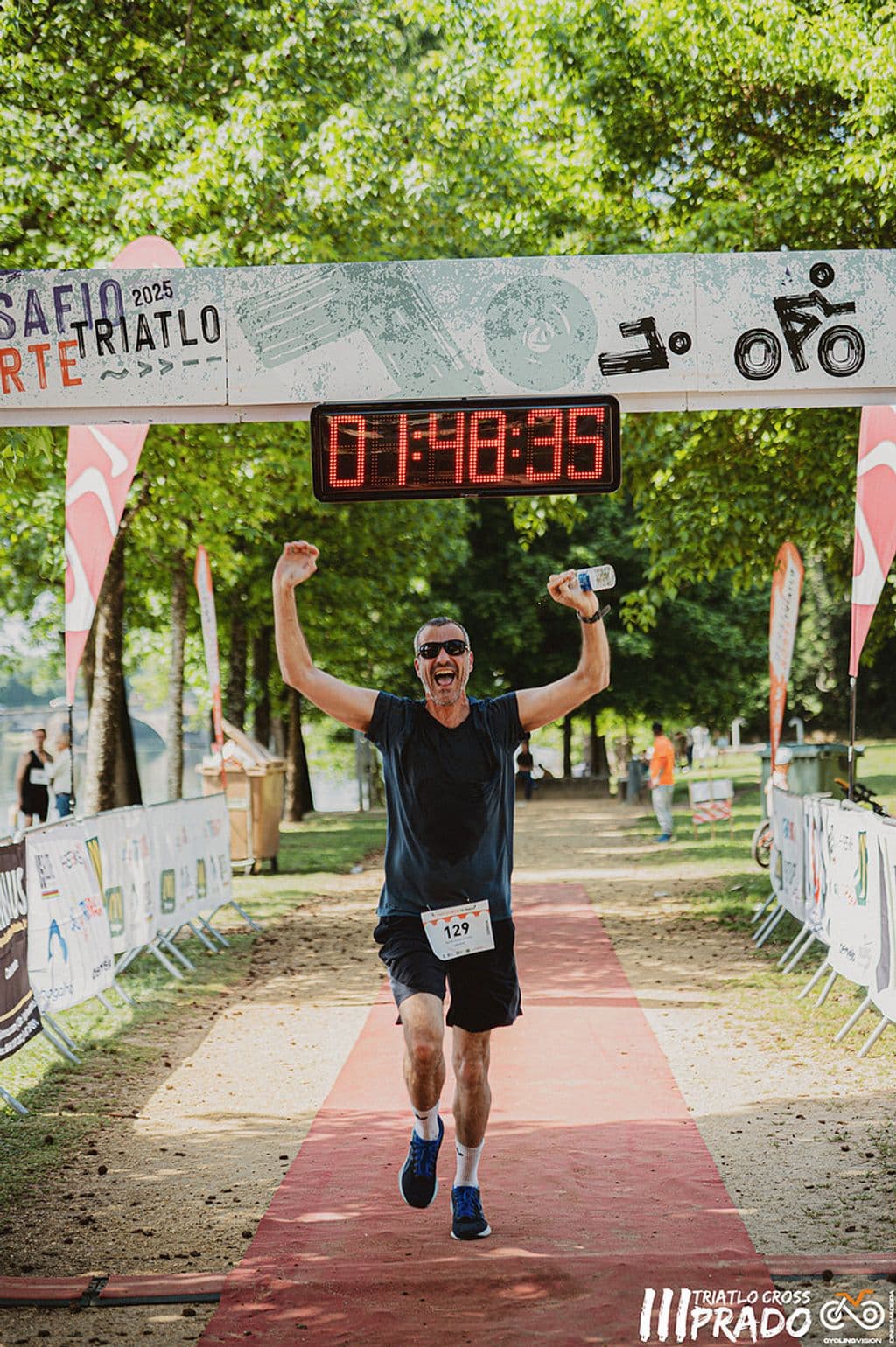 Atleta com o dorsal 129