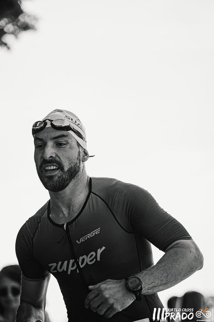 Atleta com o dorsal 140