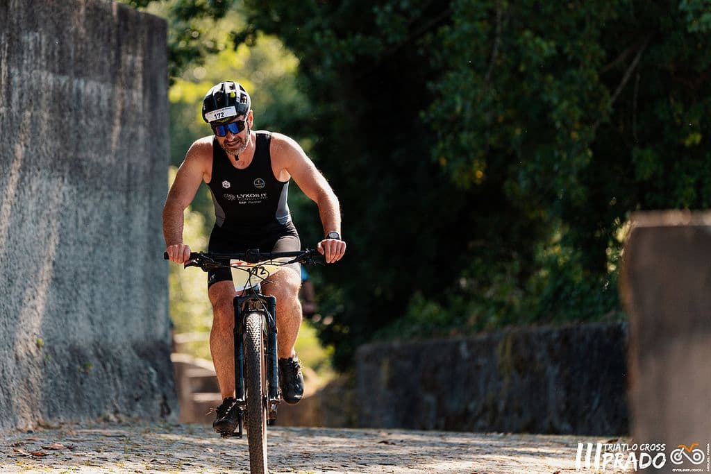 Atleta com o dorsal 172