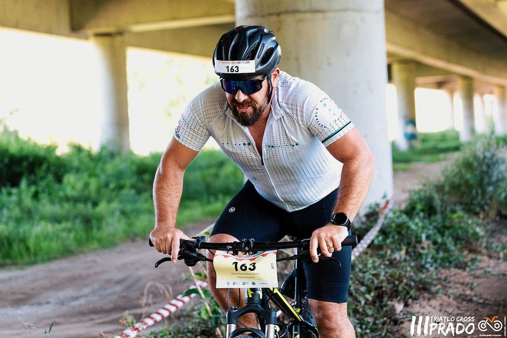 Atleta com o dorsal 163