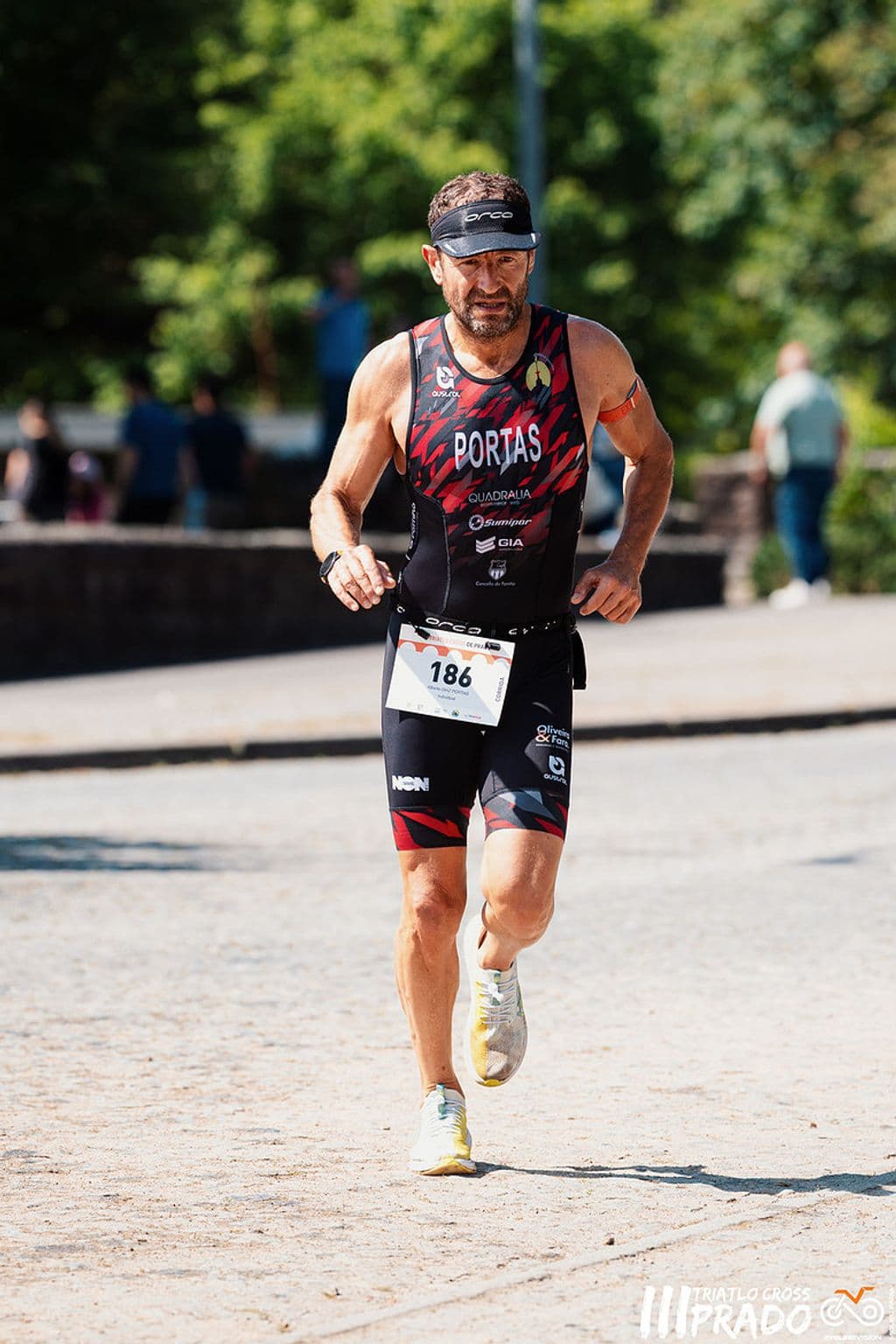 Atleta com o dorsal 186