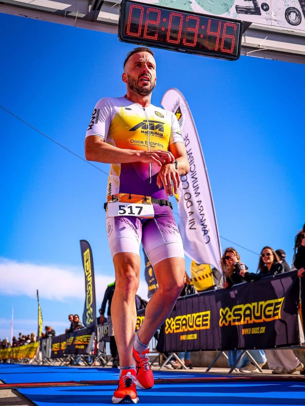 Atleta com o dorsal 517