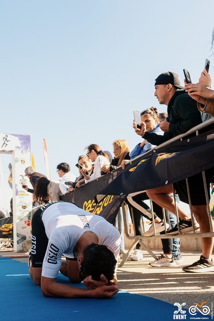 Atleta com o dorsal 52